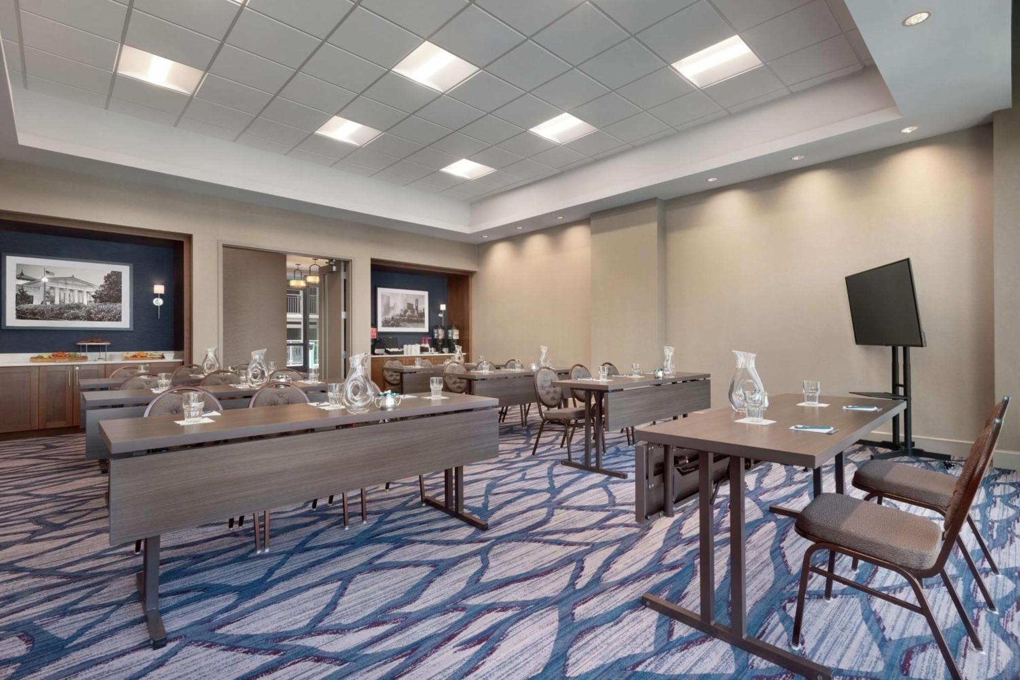 Hilton Garden Inn Chicago Downtown South Loop Екстер'єр фото