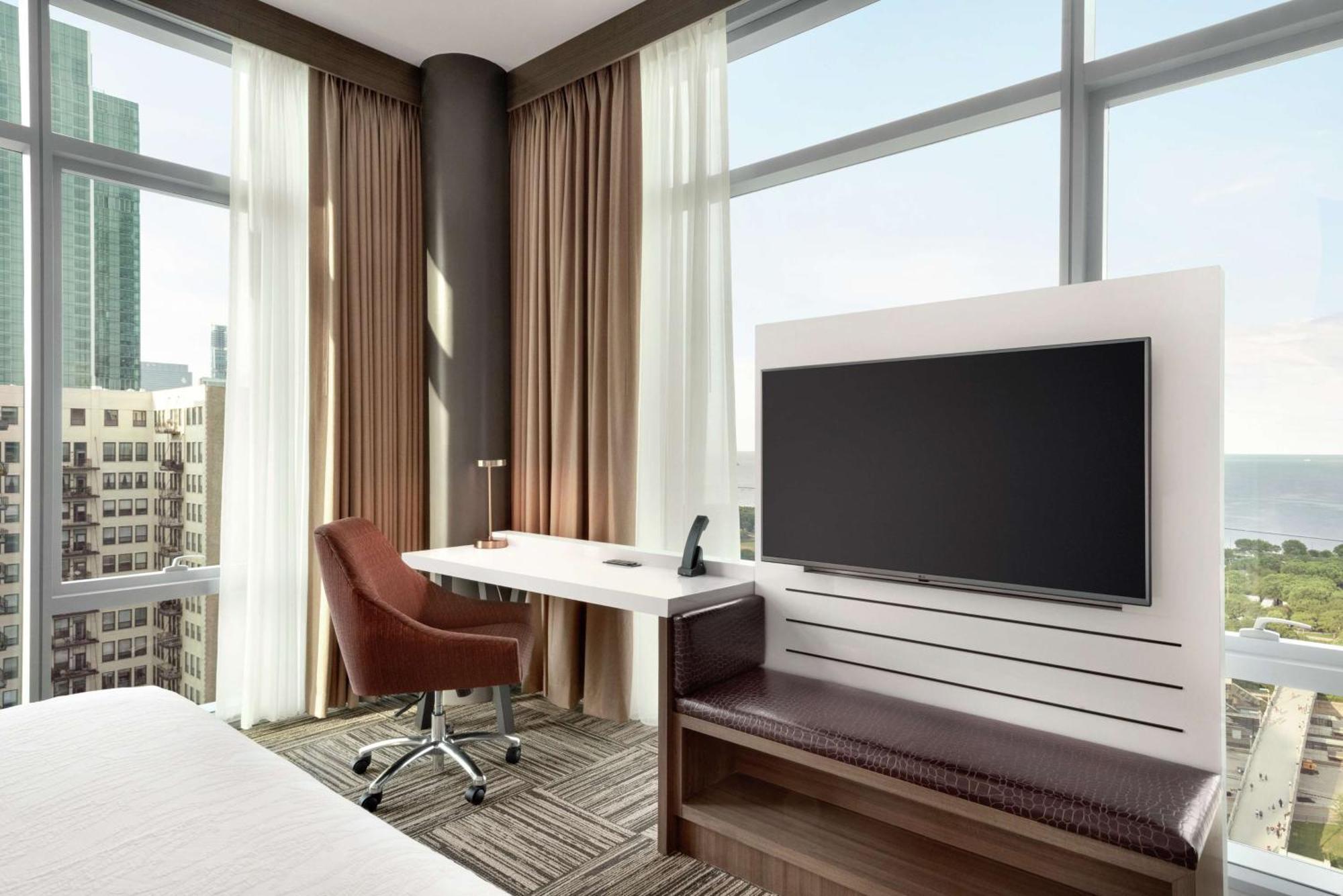 Hilton Garden Inn Chicago Downtown South Loop Екстер'єр фото